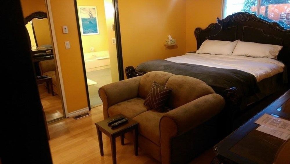 Birds Of A Feather Victoria Oceanfront Studio Suites Colwood Εξωτερικό φωτογραφία