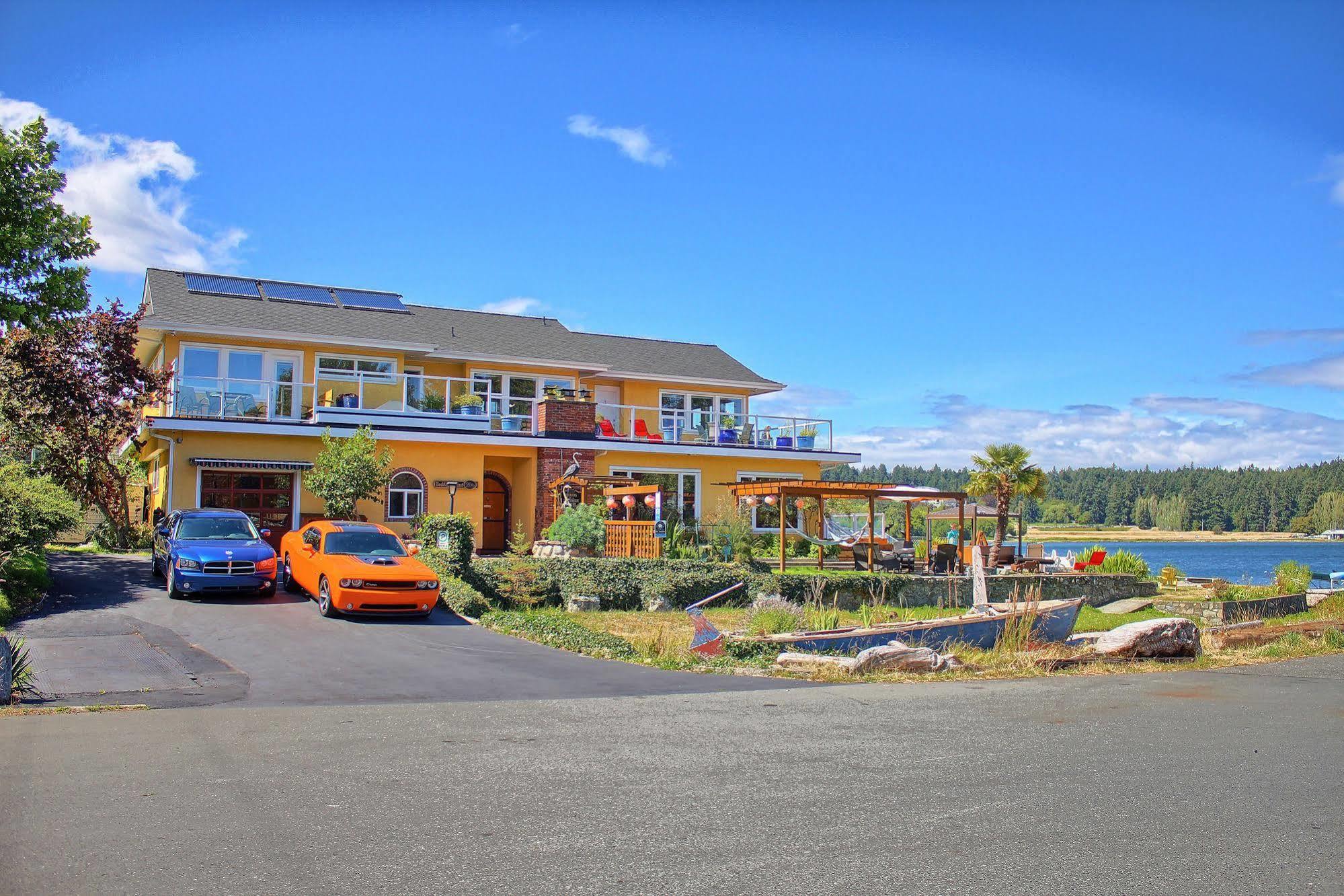 Birds Of A Feather Victoria Oceanfront Studio Suites Colwood Εξωτερικό φωτογραφία