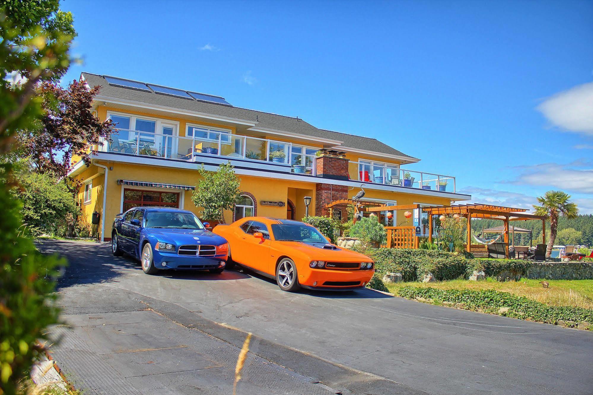 Birds Of A Feather Victoria Oceanfront Studio Suites Colwood Εξωτερικό φωτογραφία